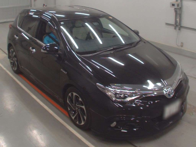 TOYOTA AURIS 2017