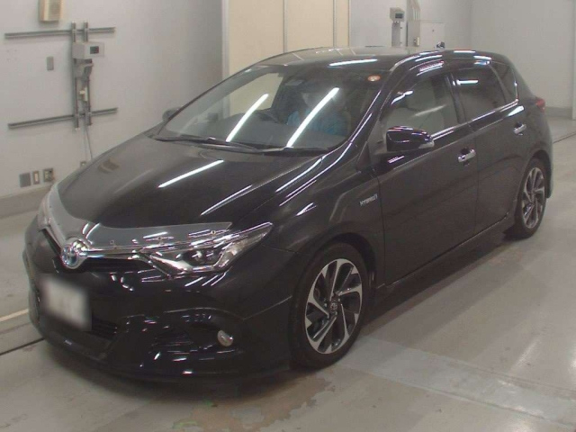 TOYOTA AURIS 2017