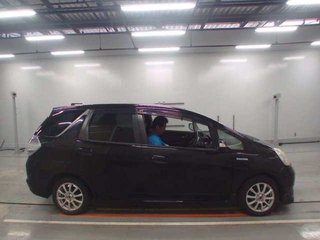 HONDA FIT SHUTTLE 2012