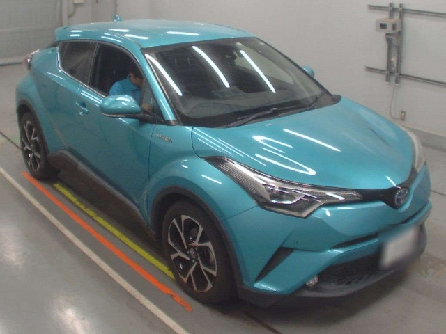TOYOTA C-HR 2017
