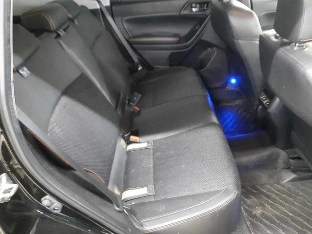 SUBARU FORESTER 2017