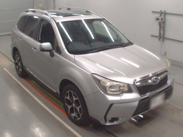 SUBARU FORESTER 2012