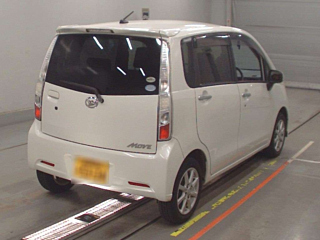 DAIHATSU MOVE 2011