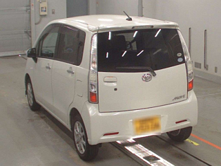 DAIHATSU MOVE 2011