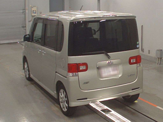 DAIHATSU TANTO 2013