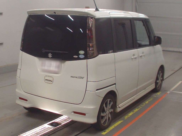 SUZUKI PALETTE 2010