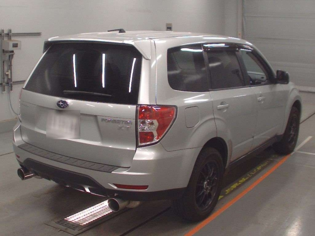 SUBARU FORESTER 2011