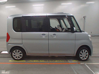 DAIHATSU TANTO 2016