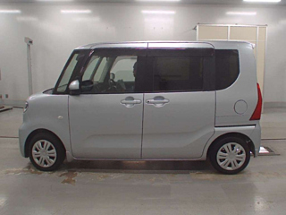 DAIHATSU TANTO 2021