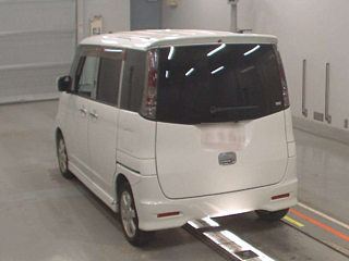 NISSAN ROOX 2012