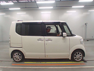 HONDA N BOX 2015