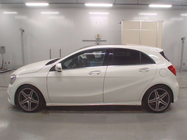 MERCEDES BENZ A CLASS 2018