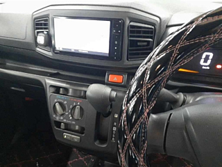 DAIHATSU MIRA E S 2017