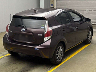 TOYOTA AQUA 2016