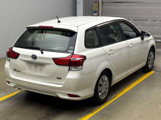 TOYOTA COROLLA FIELDER 2016