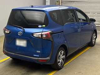 TOYOTA SIENTA 2019