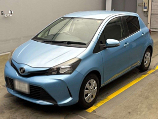 TOYOTA VITZ 2014