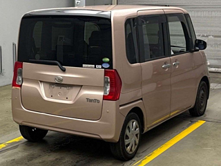 DAIHATSU TANTO 2018