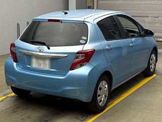 TOYOTA VITZ 2014