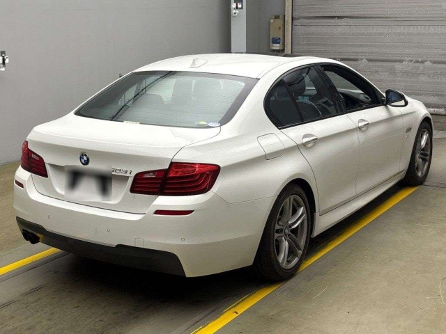 BMW 5 SERIES 2015