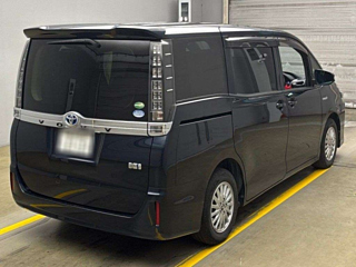 TOYOTA VOXY 2015