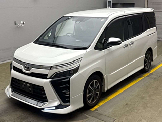 TOYOTA VOXY 2020