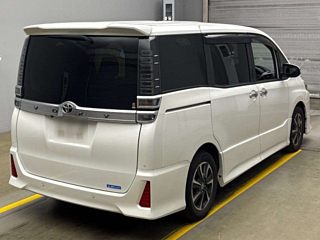 TOYOTA VOXY 2020