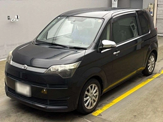 TOYOTA SPADE 2015