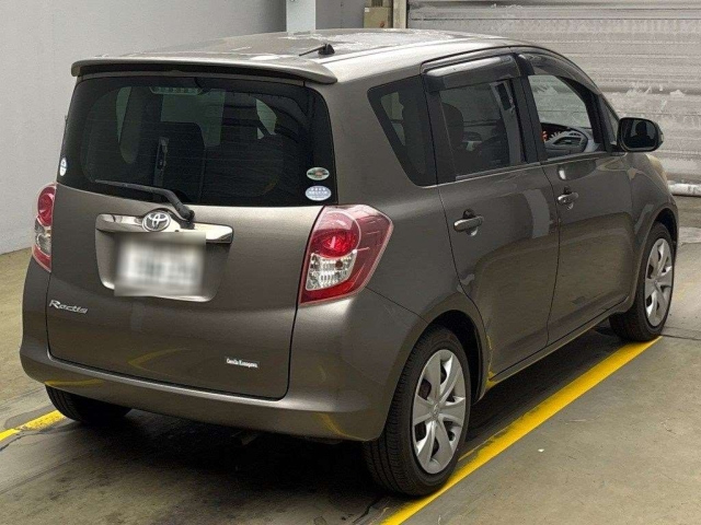 TOYOTA RACTIS 2009