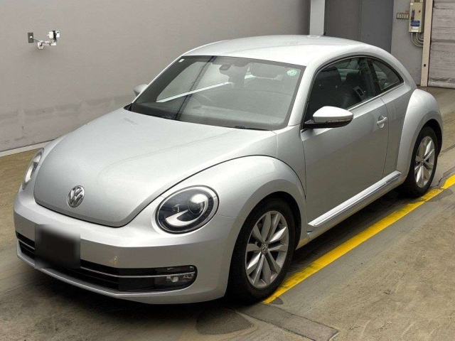 VOLKSWAGEN THE BEETLE 2012