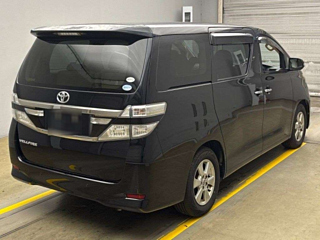 TOYOTA VELLFIRE 2011