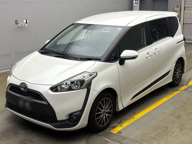 TOYOTA SIENTA 2016