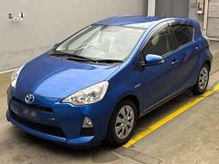 TOYOTA AQUA 2012