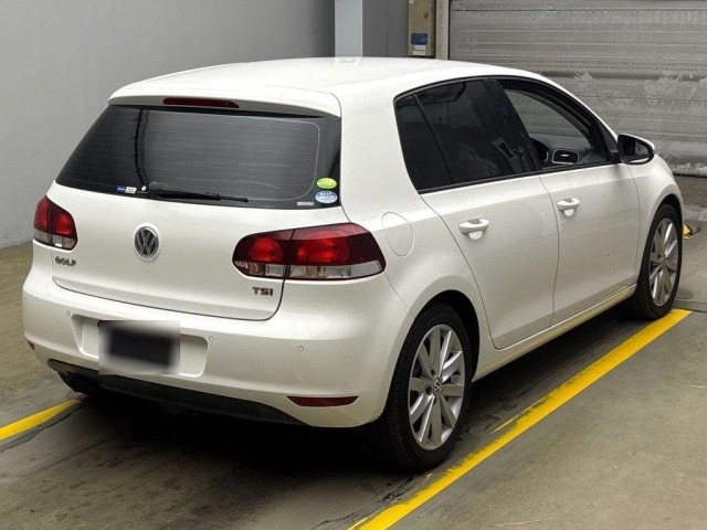 VOLKSWAGEN GOLF 2011
