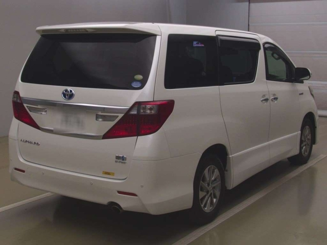 TOYOTA ALPHARD 2013