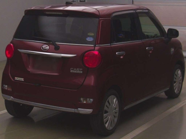 DAIHATSU CAST 2015