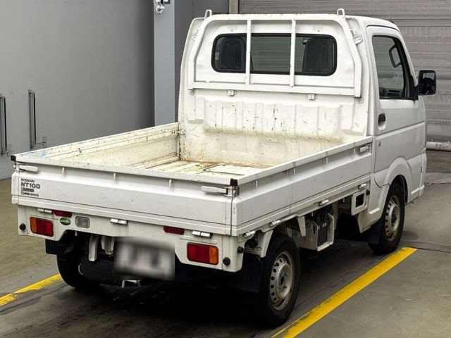 NISSAN CLIPPER TRUCK 2015