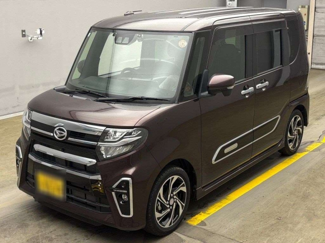 DAIHATSU TANTO 2021