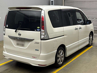 NISSAN SERENA 2011