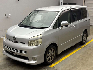 TOYOTA VOXY 2008