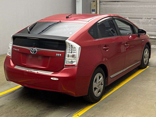 TOYOTA PRIUS 2011