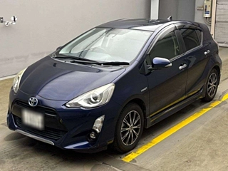 TOYOTA AQUA 2016