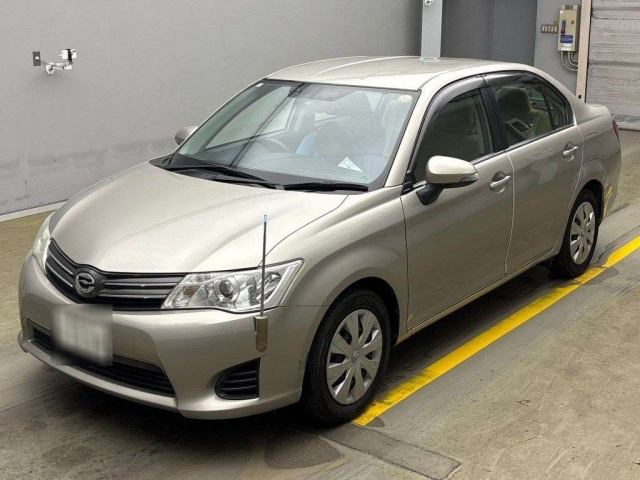 TOYOTA COROLLA AXIO 2013