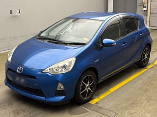 TOYOTA AQUA 2014