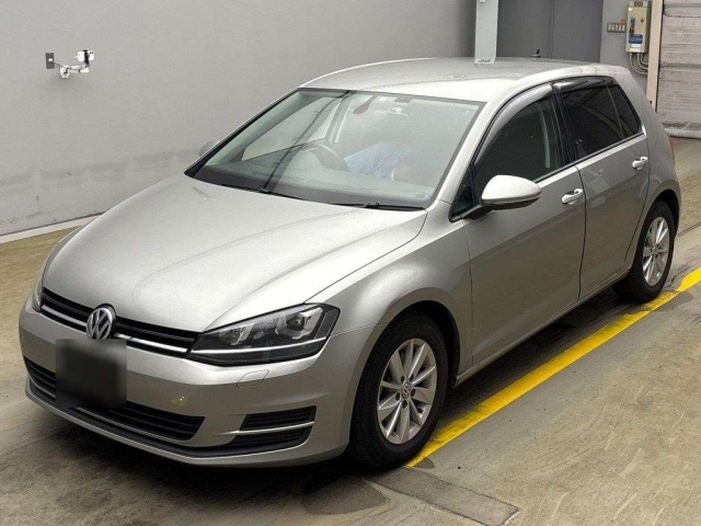 VOLKSWAGEN GOLF 2016