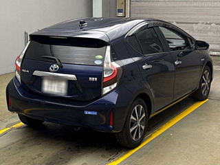TOYOTA AQUA 2019