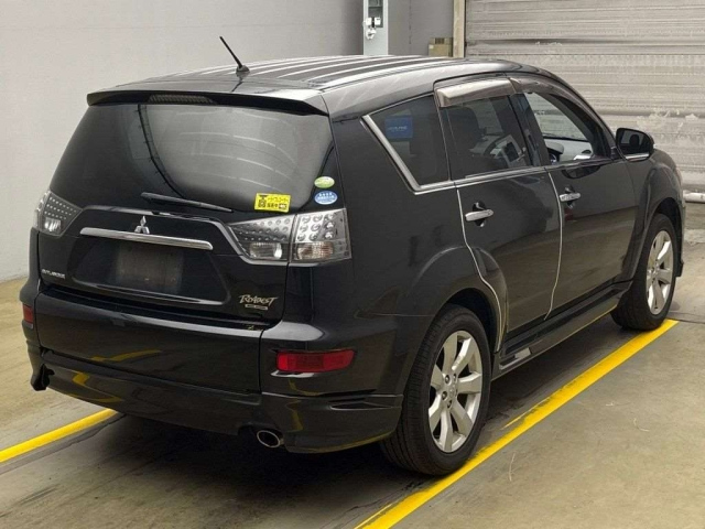 MITSUBISHI OUTLANDER 2010