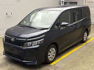 TOYOTA VOXY 2014