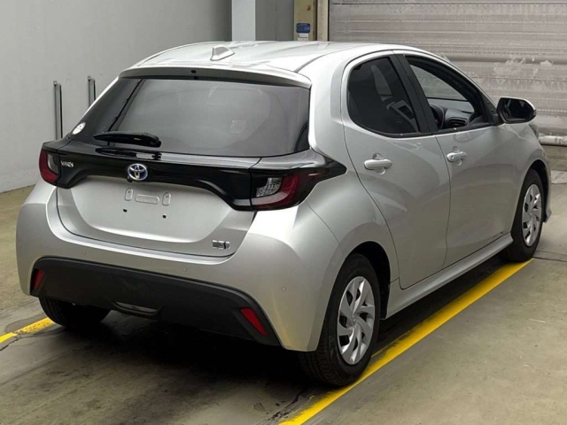 TOYOTA YARIS 2021