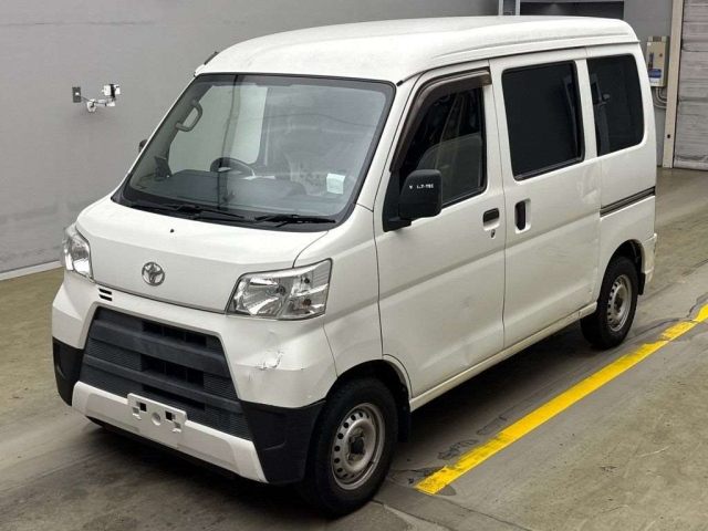 TOYOTA PIXIS VAN 2019